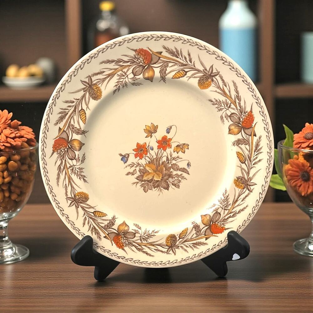 Johnson Brothers Old English Clover 10” Dinner Plate England Vintage Ironstone